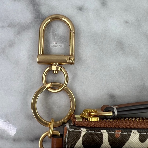 Tory Burch Emerson Printed Zip Card Case Wallet In Leopard Print - Picture 5 of 6